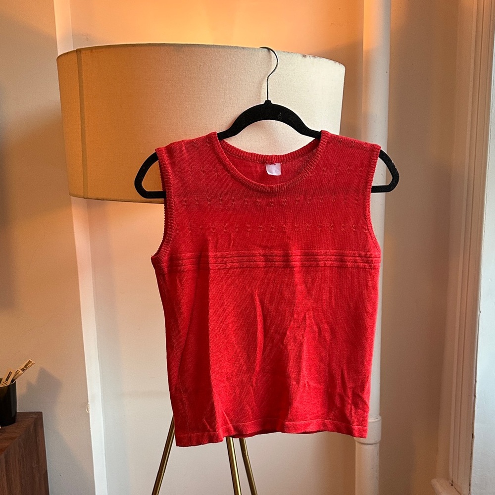 Red Sleeveless Knit Top
